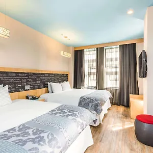**** מלון Tryp By Wyndham Times Square - Midtown ארצות הברית